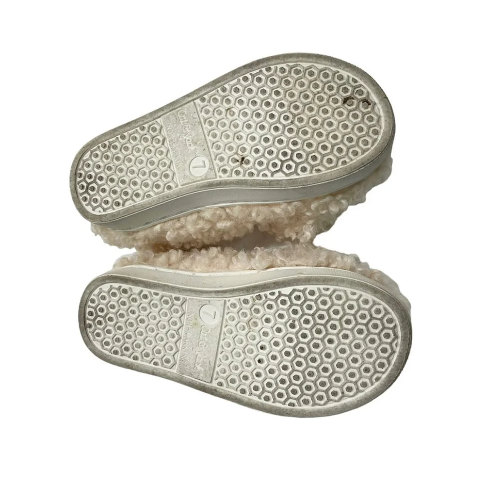 Cat & Jack Toddler Shoes Size 7 Tan Faux Fur Slip On